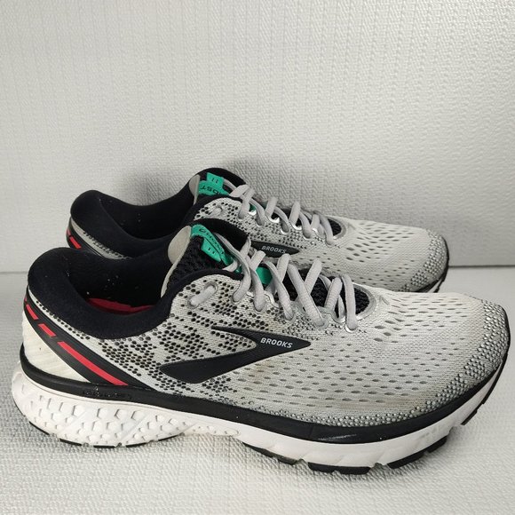 brooks ghost 11 size 10